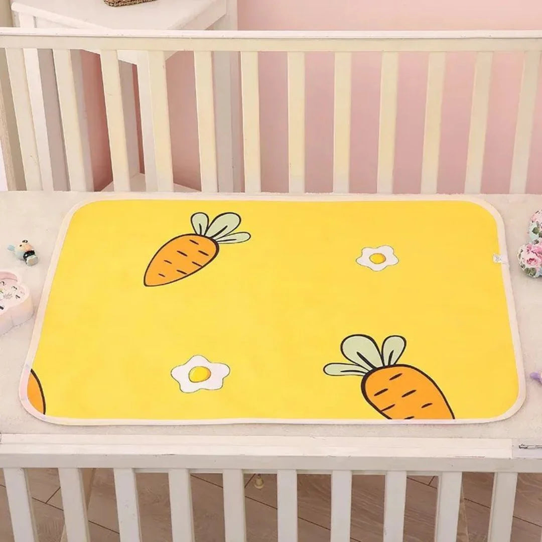 SnugglyNest™ – Wasserdichte Wickelunterlage für Kinder ab 0+ – Hält das Bett Trocken