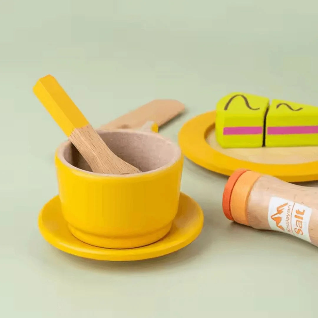 TinyChef™ – Holz-Küchenspielset für Kinder ab 3+ – Fördert Fantasievolles Spiel