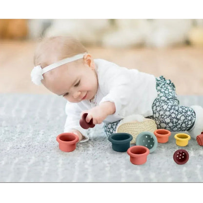 NestieCups – Montessori Stapelbecher für Kinder ab 1 Jahr – Fördert Feinmotorik & Frühes Räumliches Lernen