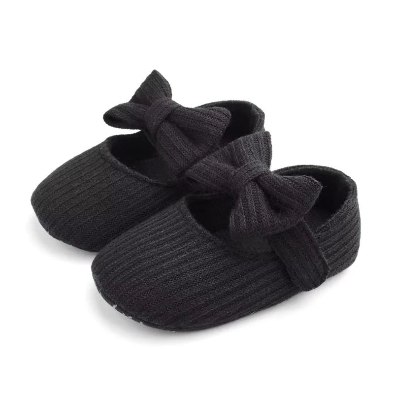 GlowSteps™ – Baby Mädchen Leuchtende Slip-On Socken Schuhe 0–12 Monate | Weicher Indoor-Komfort