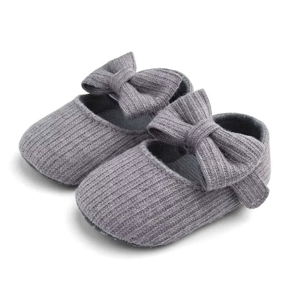 GlowSteps™ – Baby Mädchen Leuchtende Slip-On Socken Schuhe 0–12 Monate | Weicher Indoor-Komfort