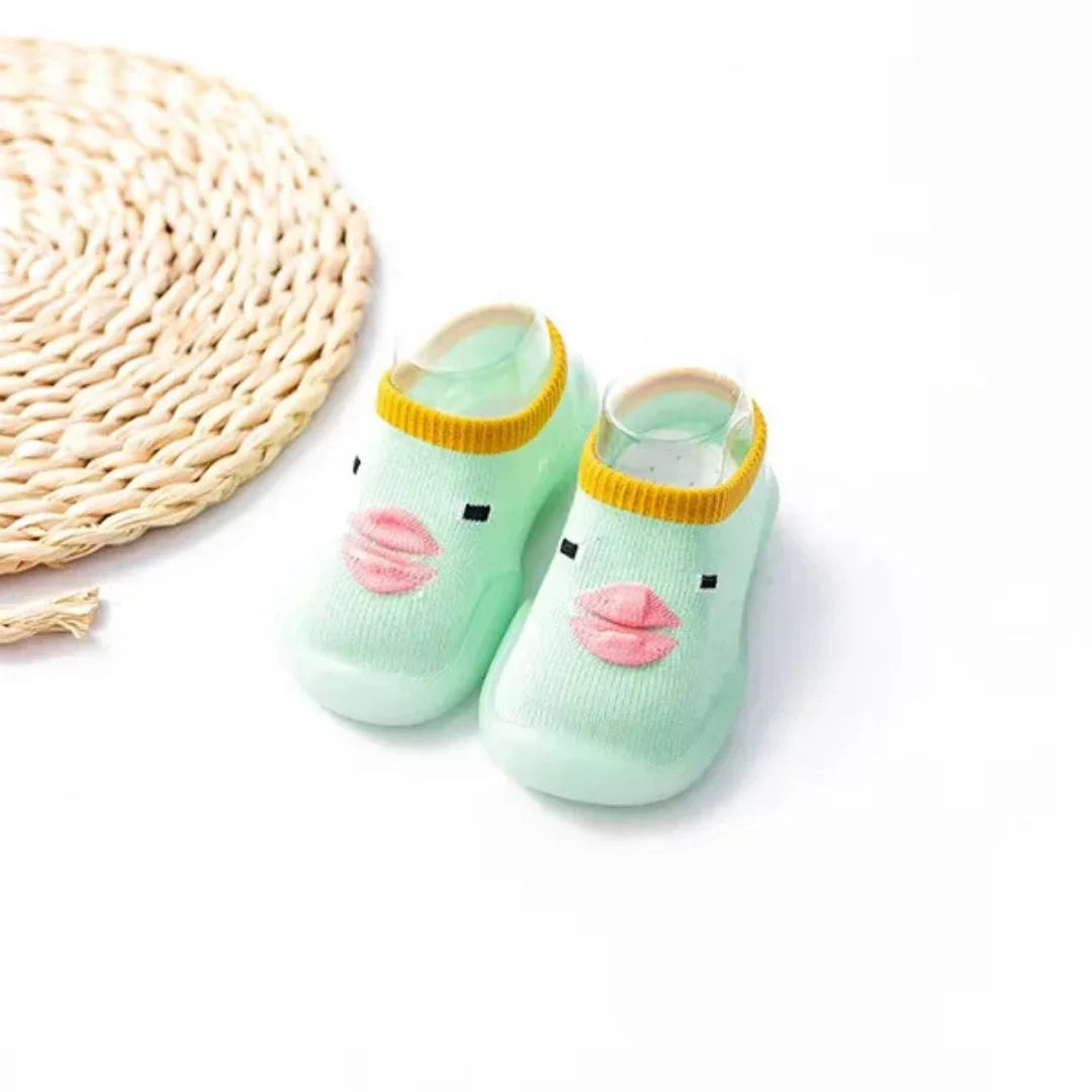 TinySteps™ – Baby Slip-On Schuhsocken ab 6 Monaten | Weicher Rutschfester Komfort