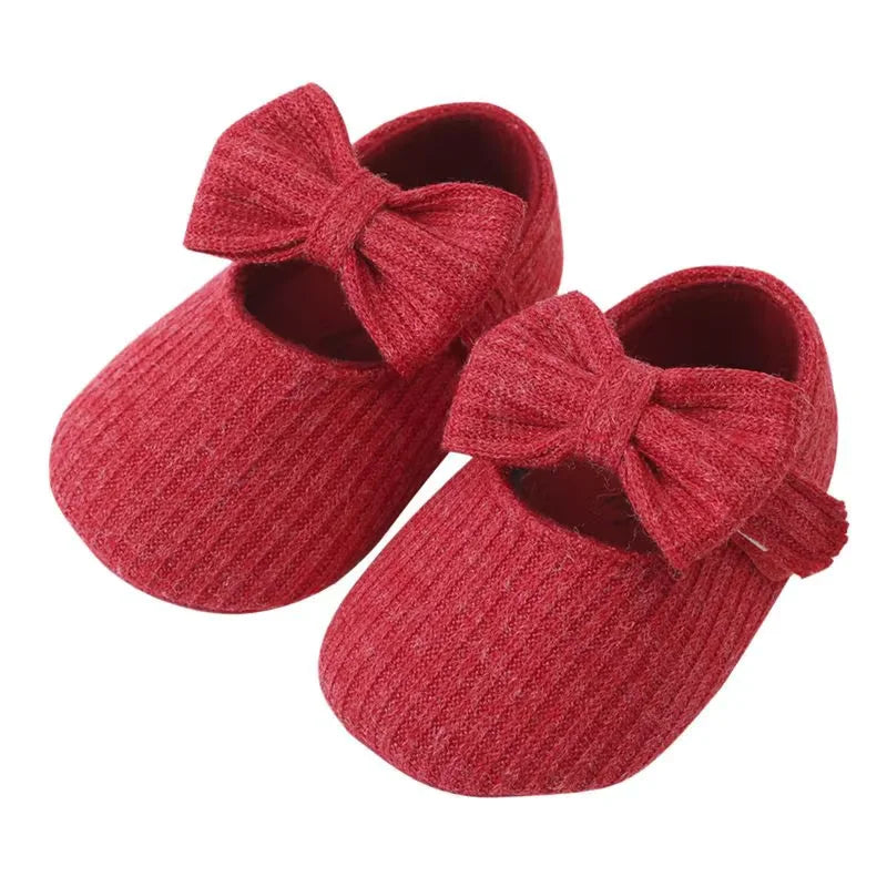 GlowSteps™ – Baby Mädchen Leuchtende Slip-On Socken Schuhe 0–12 Monate | Weicher Indoor-Komfort