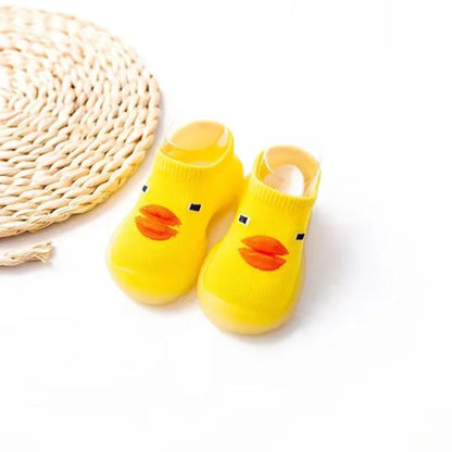 TinySteps™ – Baby Slip-On Schuhsocken ab 6 Monaten | Weicher Rutschfester Komfort